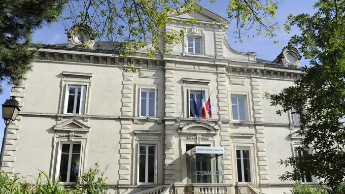 Image result for mairie du 5ème lyon